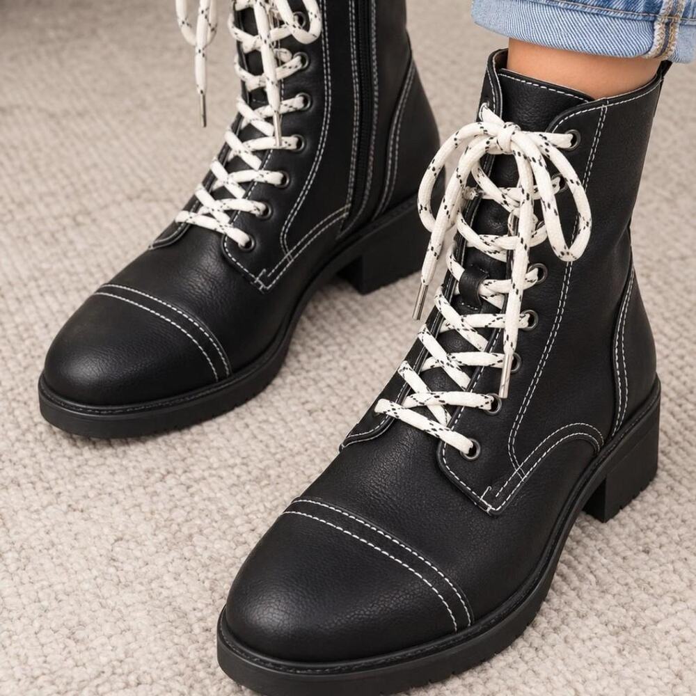 Seven7 Black Leather Lace-Up Boots – Size 8